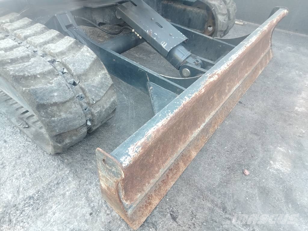 ECM ES85 ZT Midikaivukoneet 7t - 12t