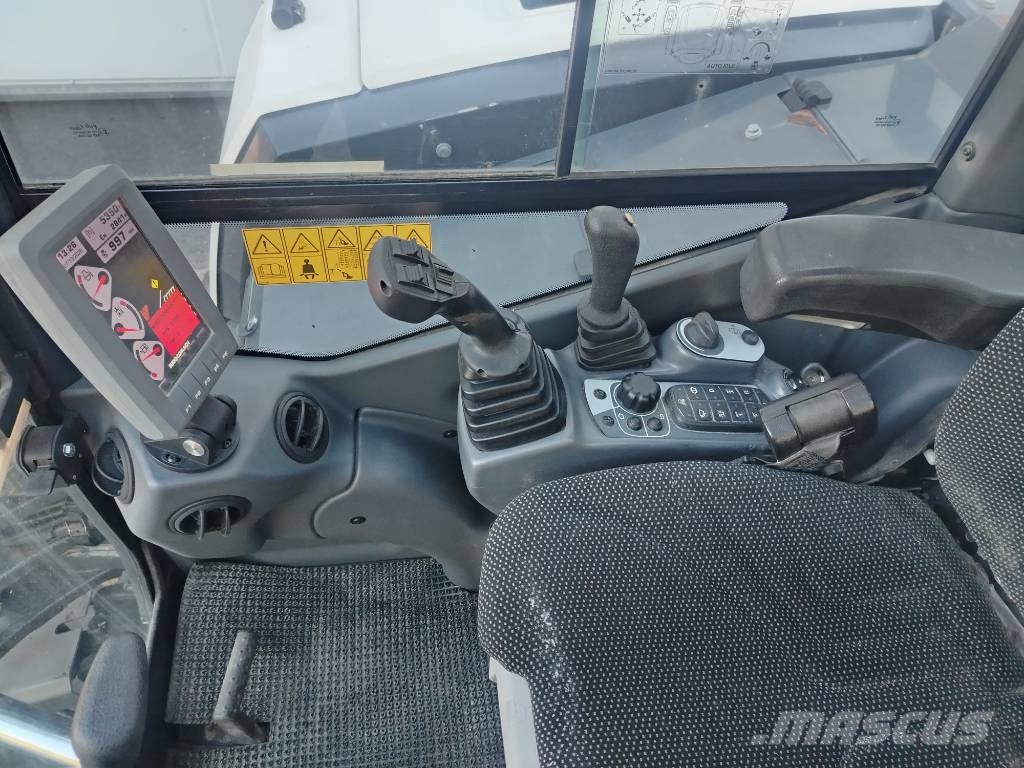 ECM ES85 ZT Midikaivukoneet 7t - 12t