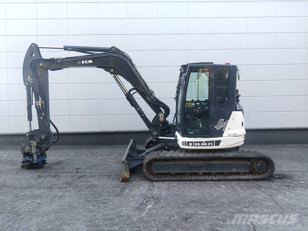ECM ES85 ZT Midikaivukoneet 7t - 12t