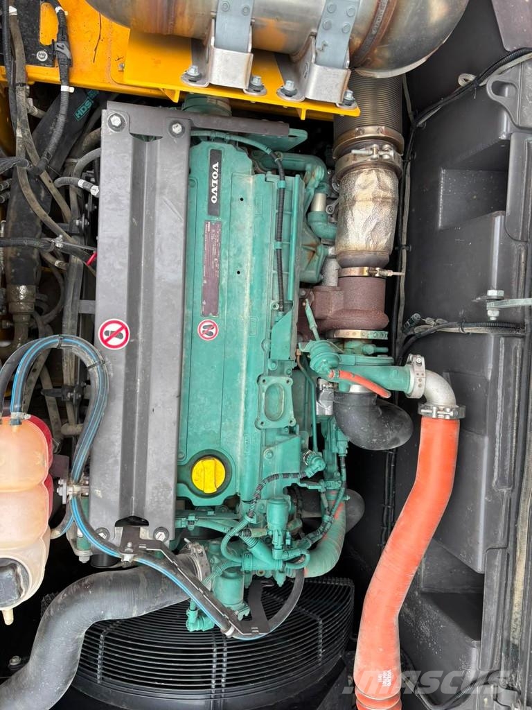 Volvo EW 160 E 3D / TILT / AC / CENTRAL LUBRICATION / AU Kolesové rýpadlá