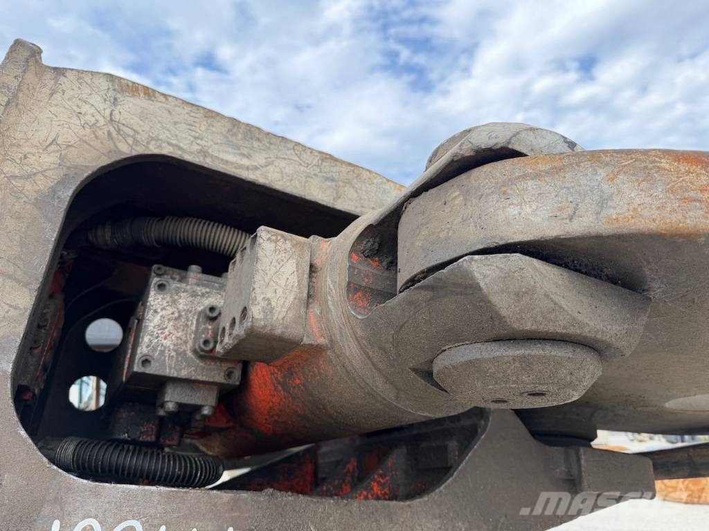 NPK S 24 XCR Beton vergruizer Hüdraulilised käärid