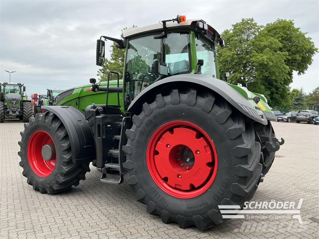Fendt 1050 VARIO GEN3 PROFI PLUS Tractors