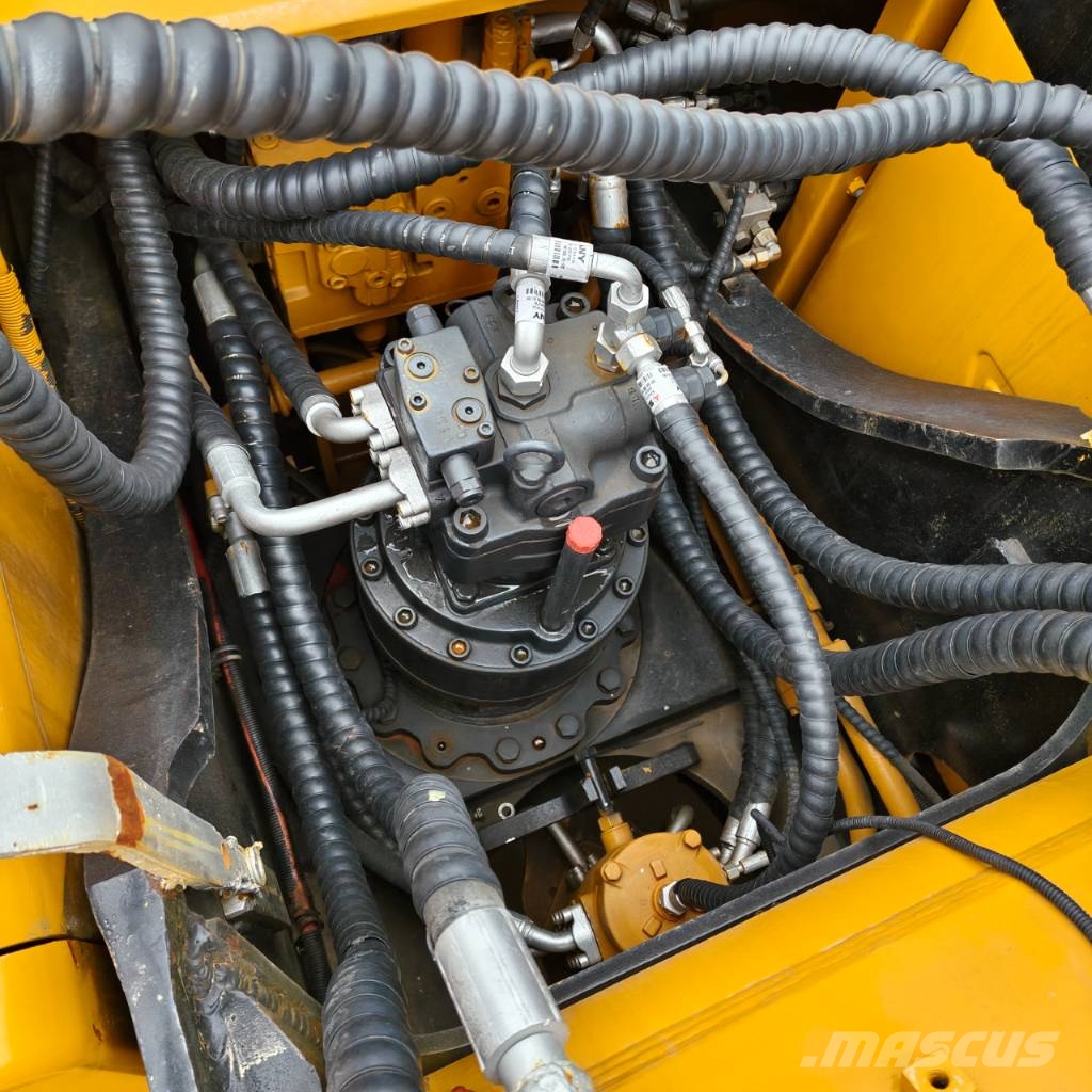 Sany SY215C حفارات زحافة