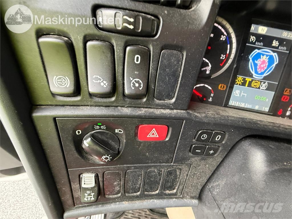 Scania R440LB6X2*4HNB Kontejnerski kamioni