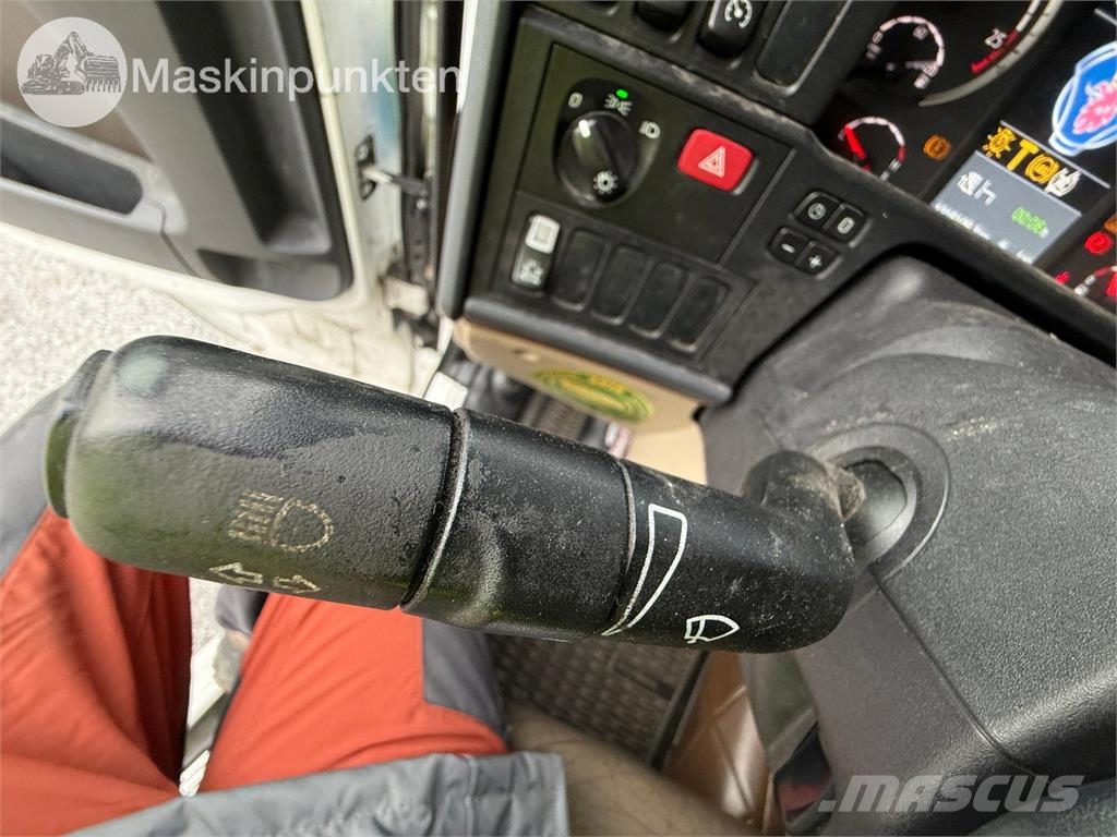 Scania R440LB6X2*4HNB Kontejnerski kamioni