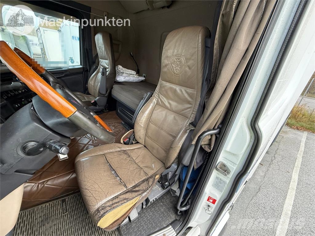 Scania R440LB6X2*4HNB Kontejnerski kamioni
