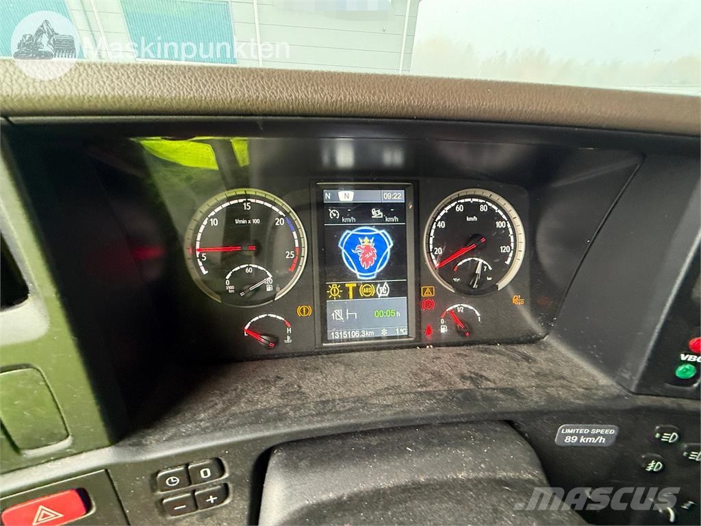 Scania R440LB6X2*4HNB Kontejnerski kamioni