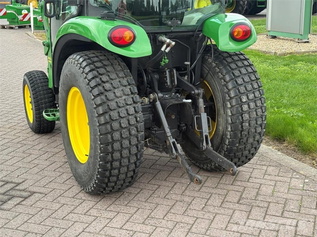 John Deere 3720 TRAKTOR Traktorji