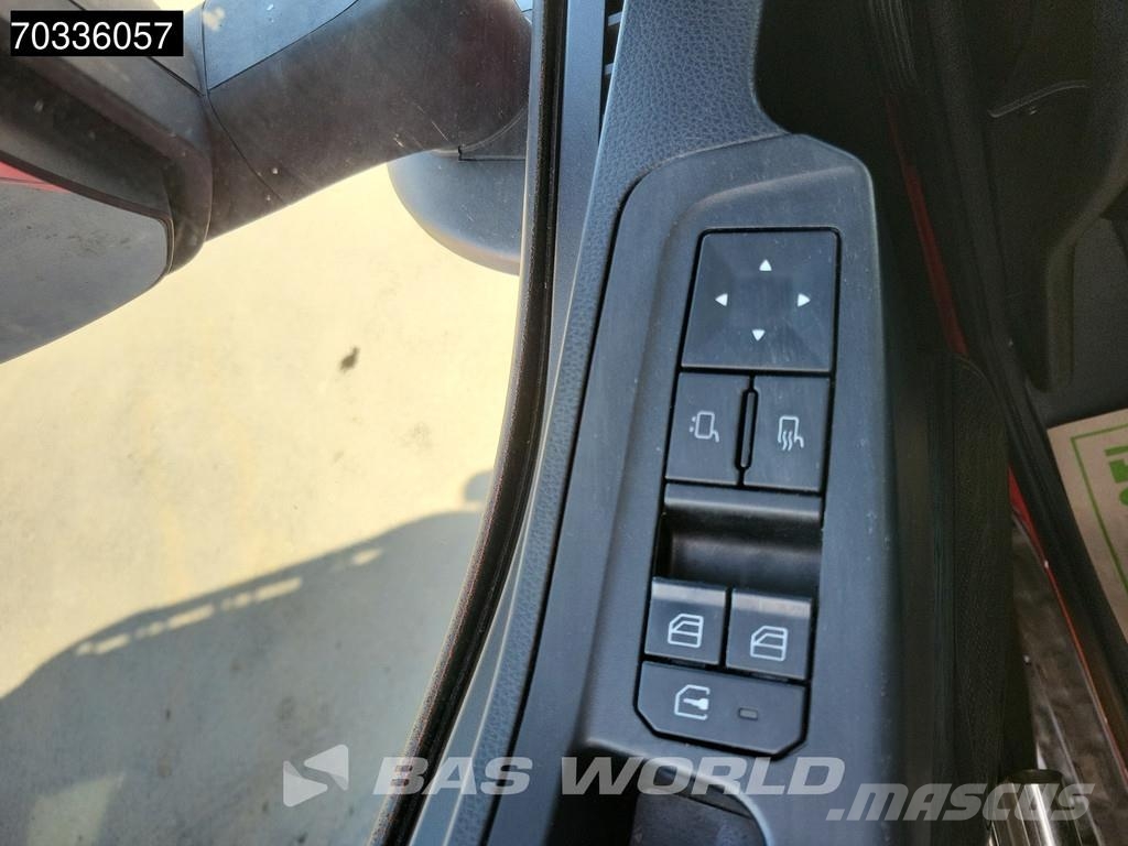 Iveco S-Way NP 460 S-Way 4X2 LNG! Retarder 2xTanks Stand Vlačilci