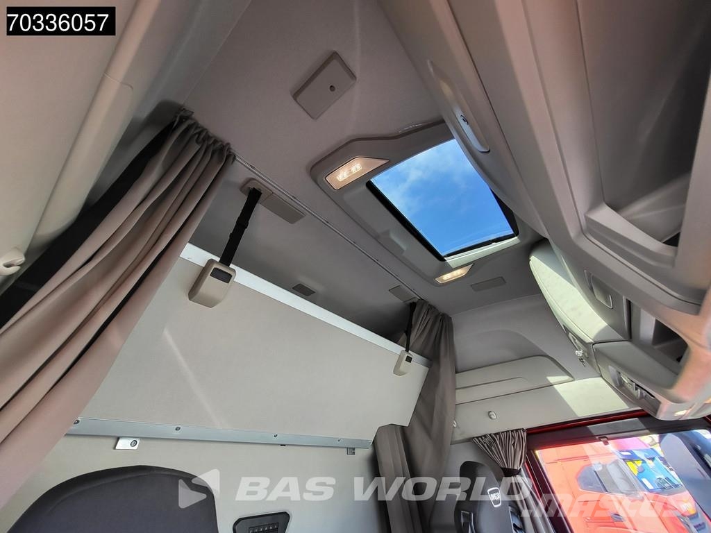 Iveco S-Way NP 460 S-Way 4X2 LNG! Retarder 2xTanks Stand Vlačilci