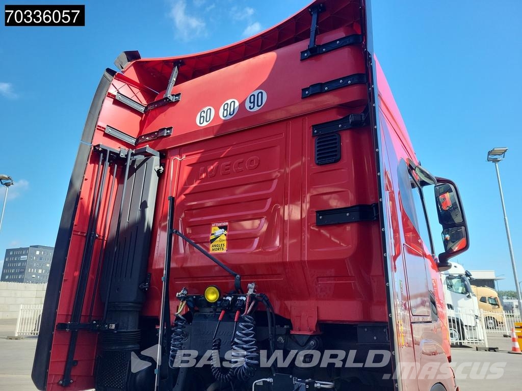 Iveco S-Way NP 460 S-Way 4X2 LNG! Retarder 2xTanks Stand Vlačilci