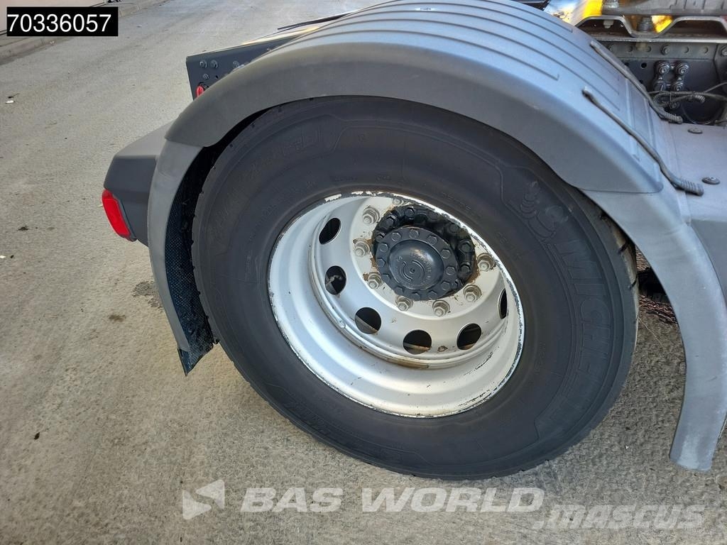 Iveco S-Way NP 460 S-Way 4X2 LNG! Retarder 2xTanks Stand Vlačilci