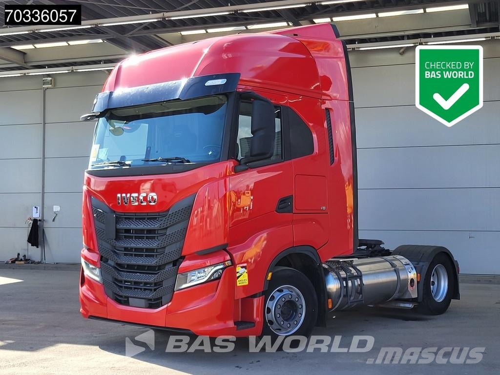 Iveco S-Way NP 460 S-Way 4X2 LNG! Retarder 2xTanks Stand Vlačilci