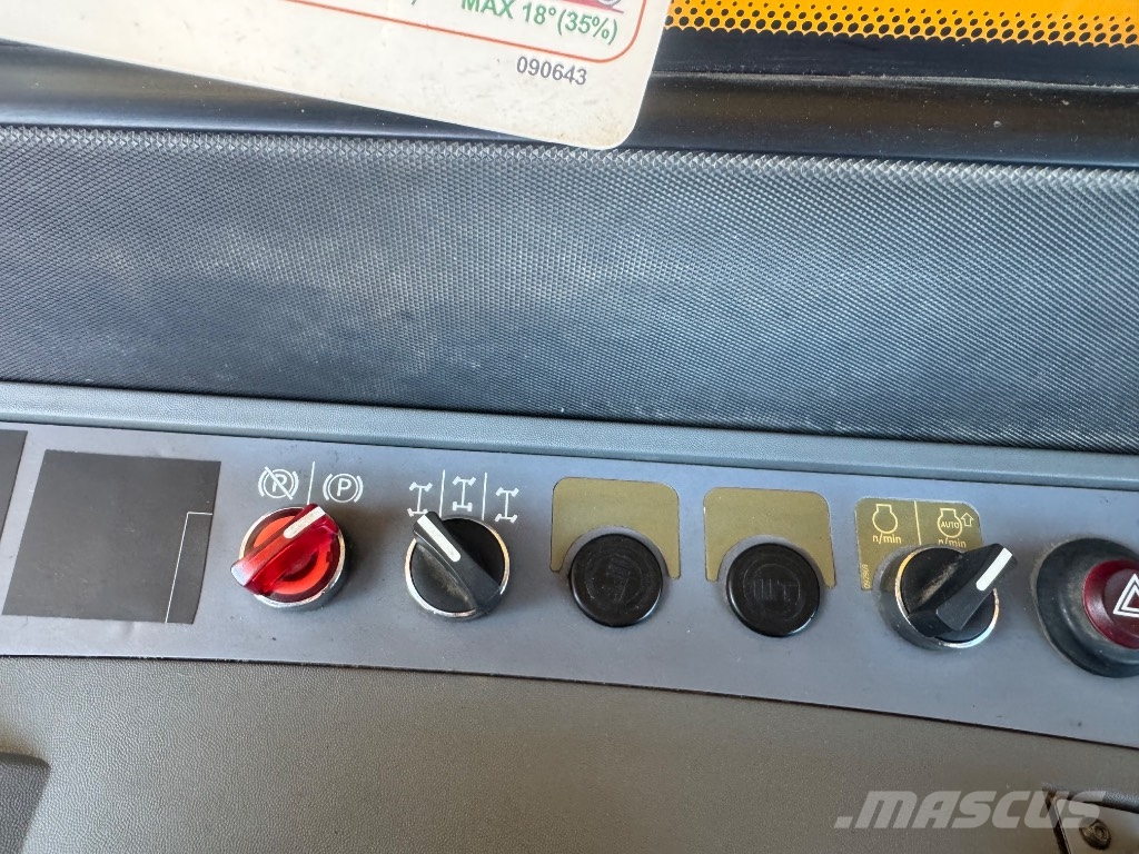 Merlo TF 42.7-140 Teleskopski viličarji