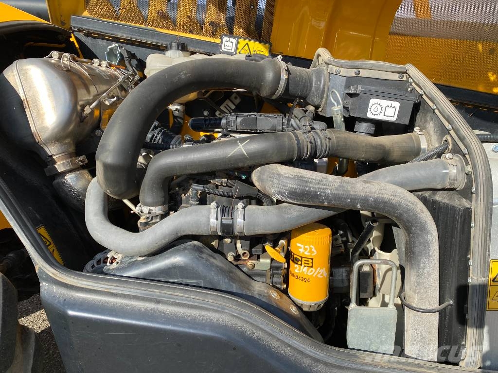 JCB 540-140 -1er Main endommagé Teleskopski utovarivači na kotačima