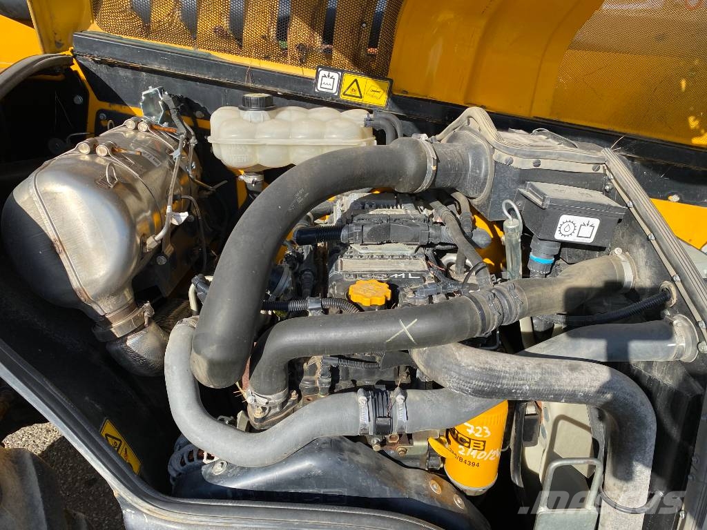 JCB 540-140 -1er Main endommagé Teleskopski utovarivači na kotačima