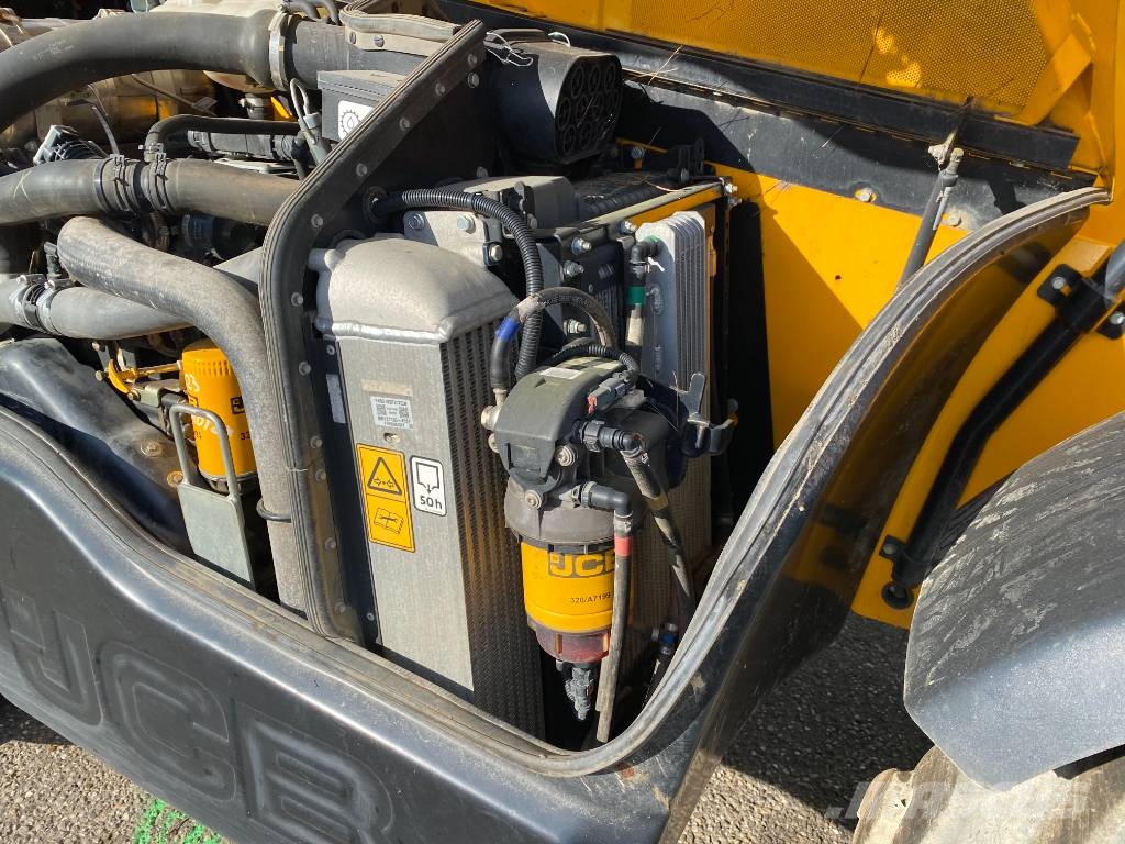 JCB 540-140 -1er Main endommagé Teleskopski utovarivači na kotačima