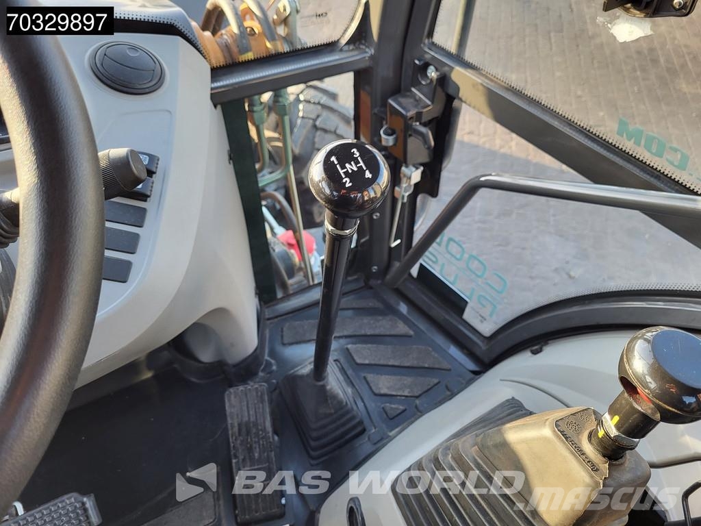 CASE 851 NX A/C - 4WD - Central Pivot Baggerlader