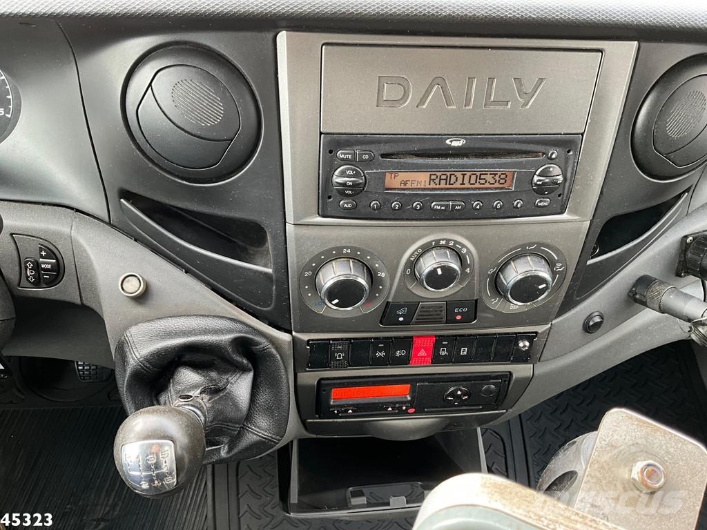 Iveco Daily 70C17 Nido zoutstrooier Снігозбиральні машини