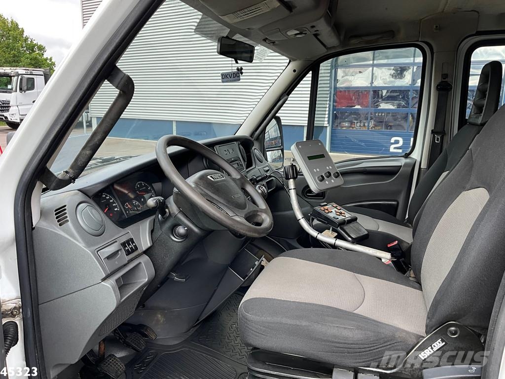 Iveco Daily 70C17 Nido zoutstrooier Снігозбиральні машини