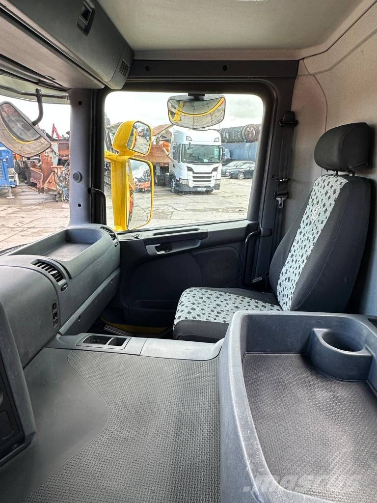 Scania P 340 Camiones bañeras basculantes o volquetes