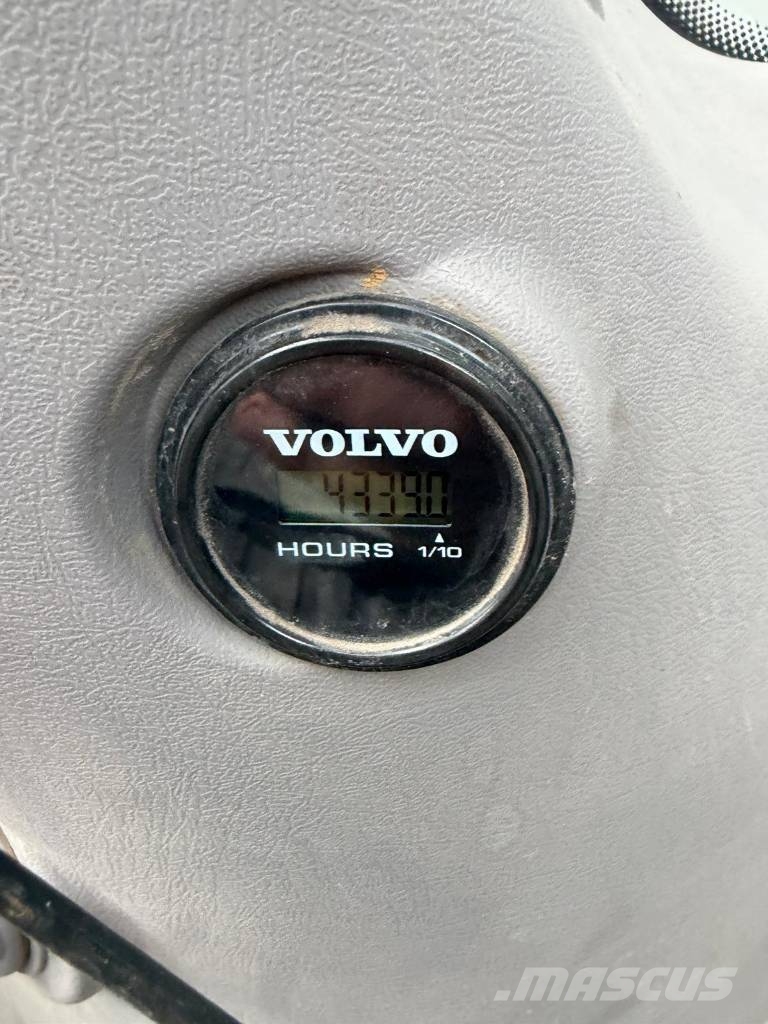 Volvo EC 750 E HR 42m Escavatori da demolizione