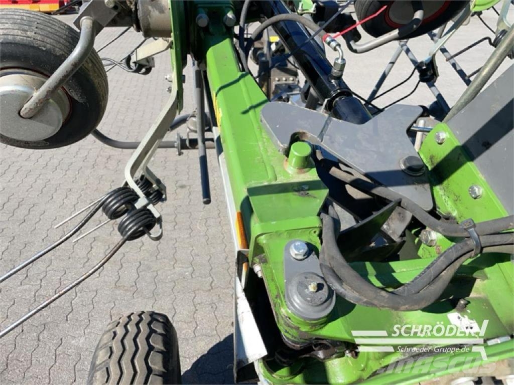 Fendt TWISTER 901 T Kombine tirmiklar
