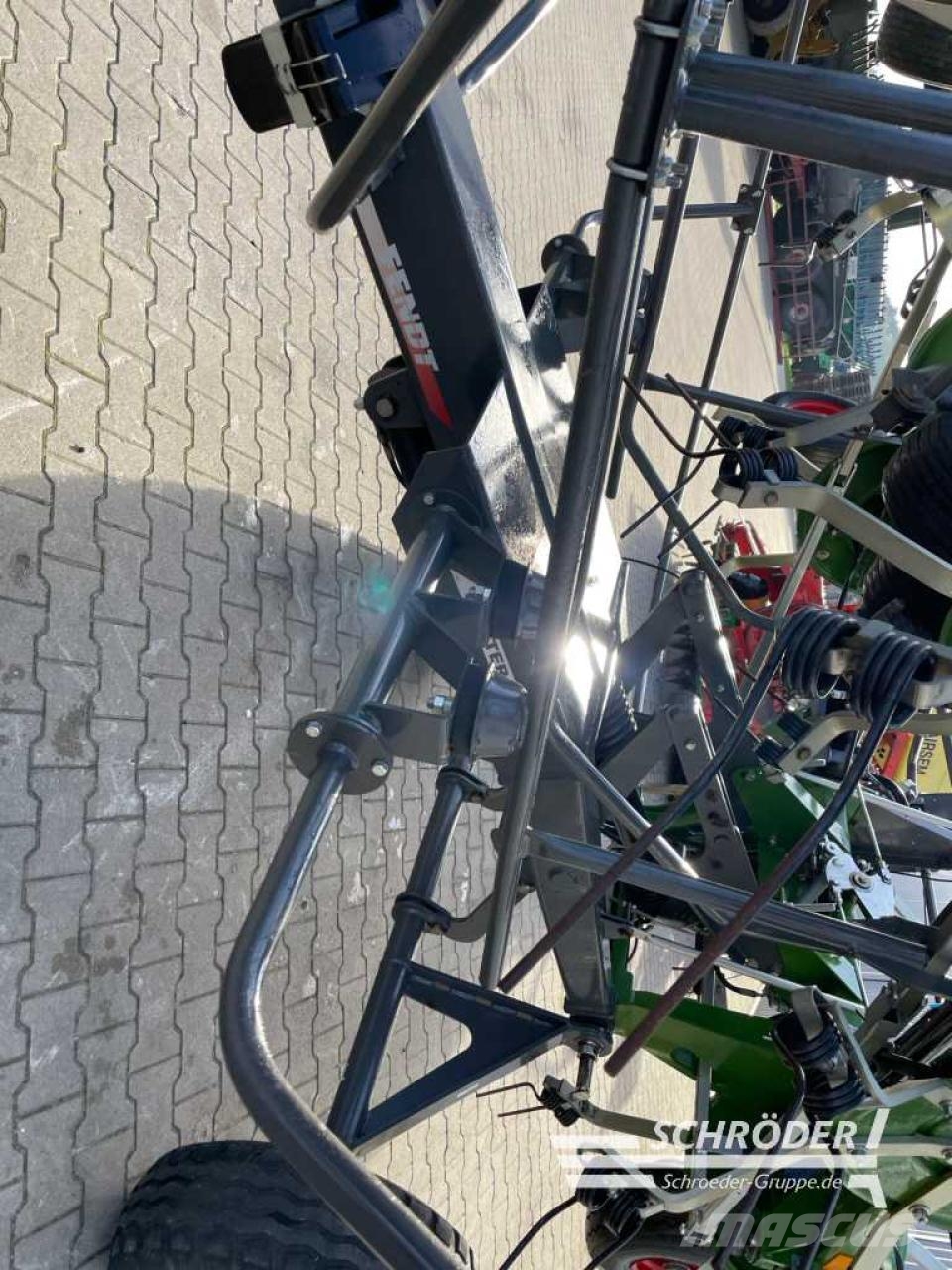 Fendt TWISTER 901 T Rastrilladoras y rastrilladoras giratorias