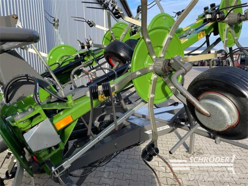 Fendt TWISTER 901 T Rastrilladoras y rastrilladoras giratorias