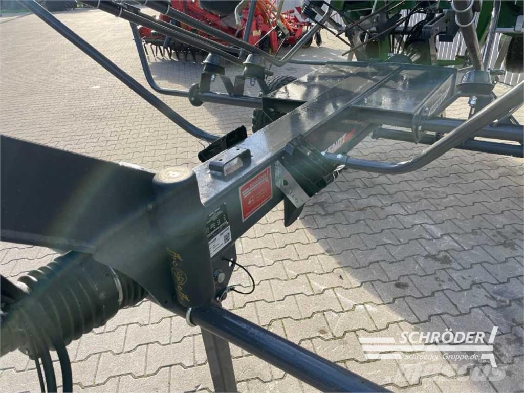 Fendt TWISTER 901 T Rastrilladoras y rastrilladoras giratorias