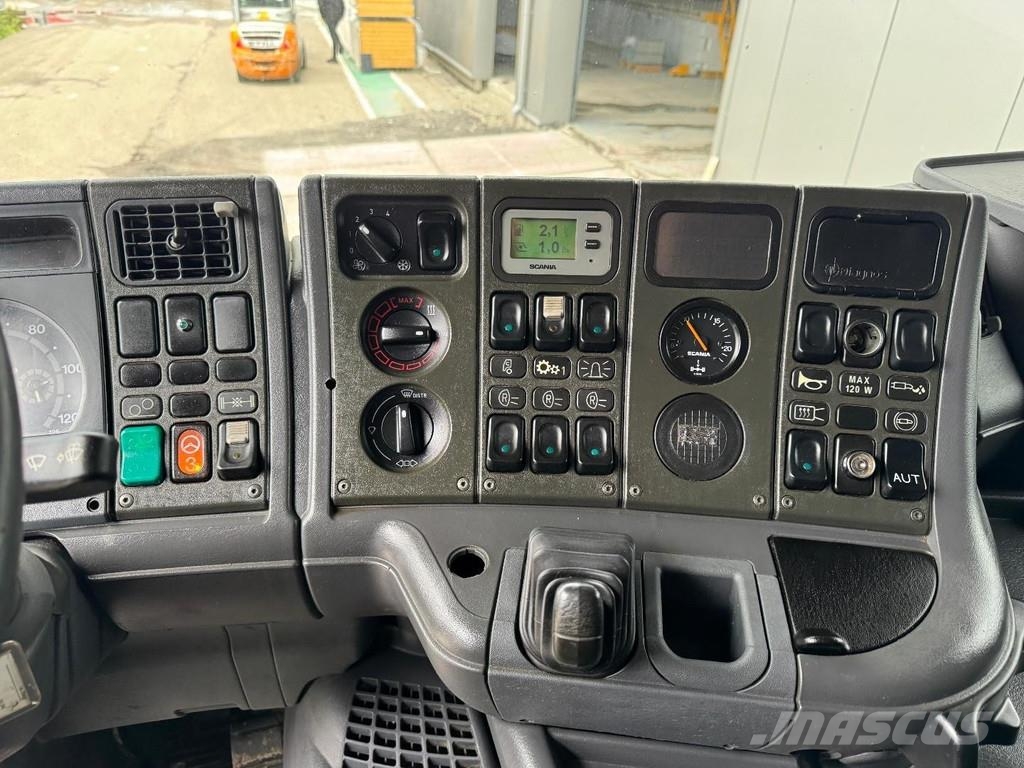 Scania 124 G 8X2 + HIAB 700 E-8 + REMOTE CONTROL Camion con sponde ribaltabili