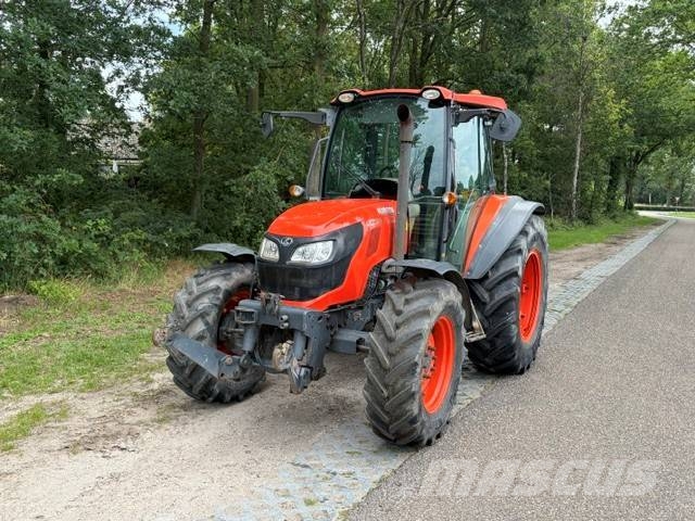 Kubota M 8560 DT Tractors