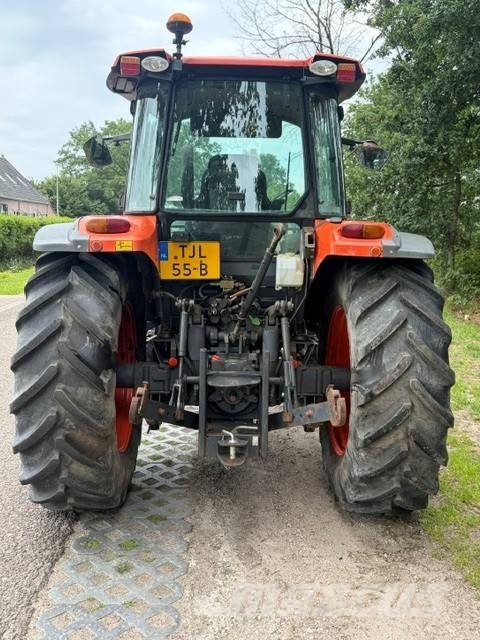 Kubota M 8560 DT Tractors
