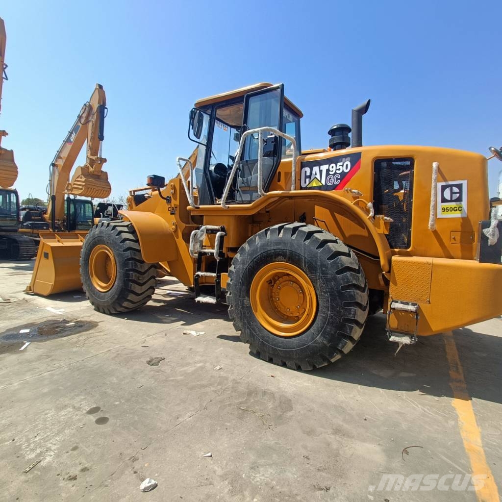 CAT 950 GC 輪胎式裝載機