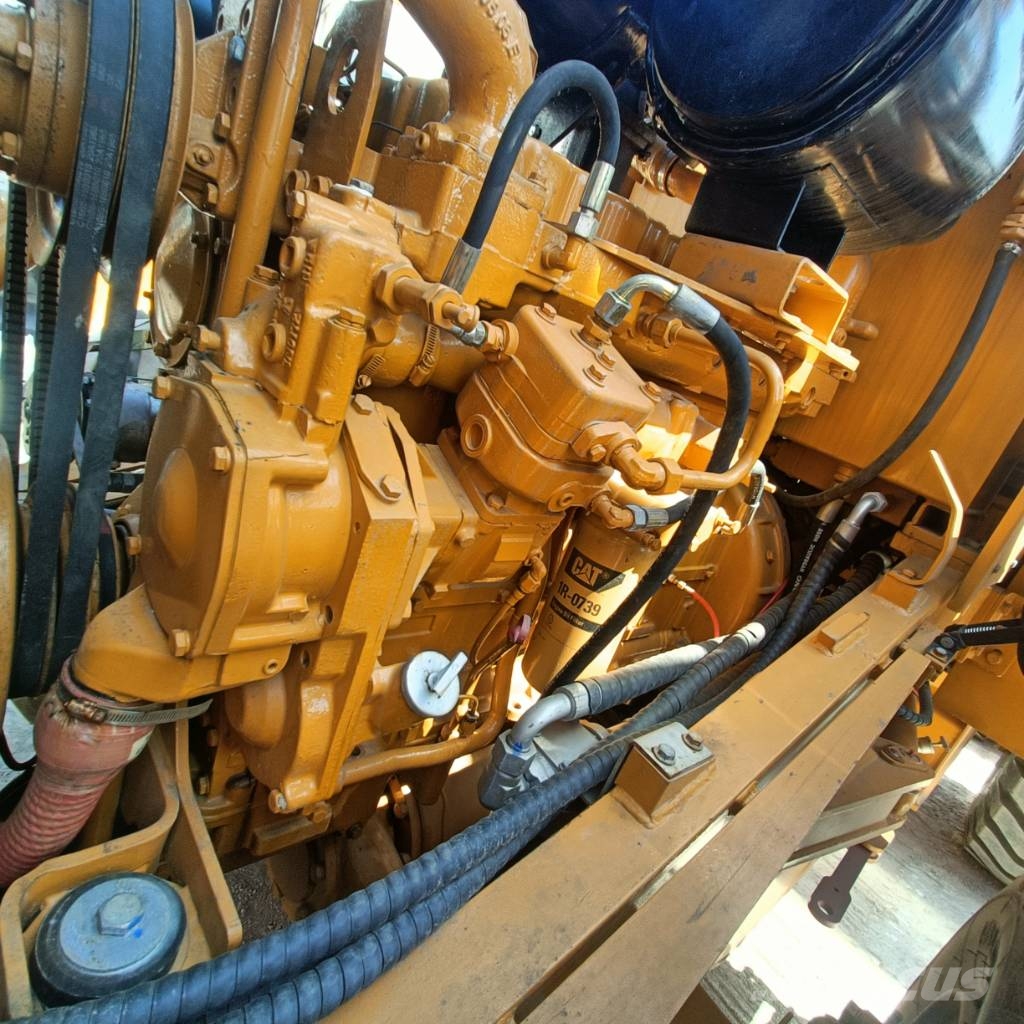 CAT 950 GC 輪胎式裝載機