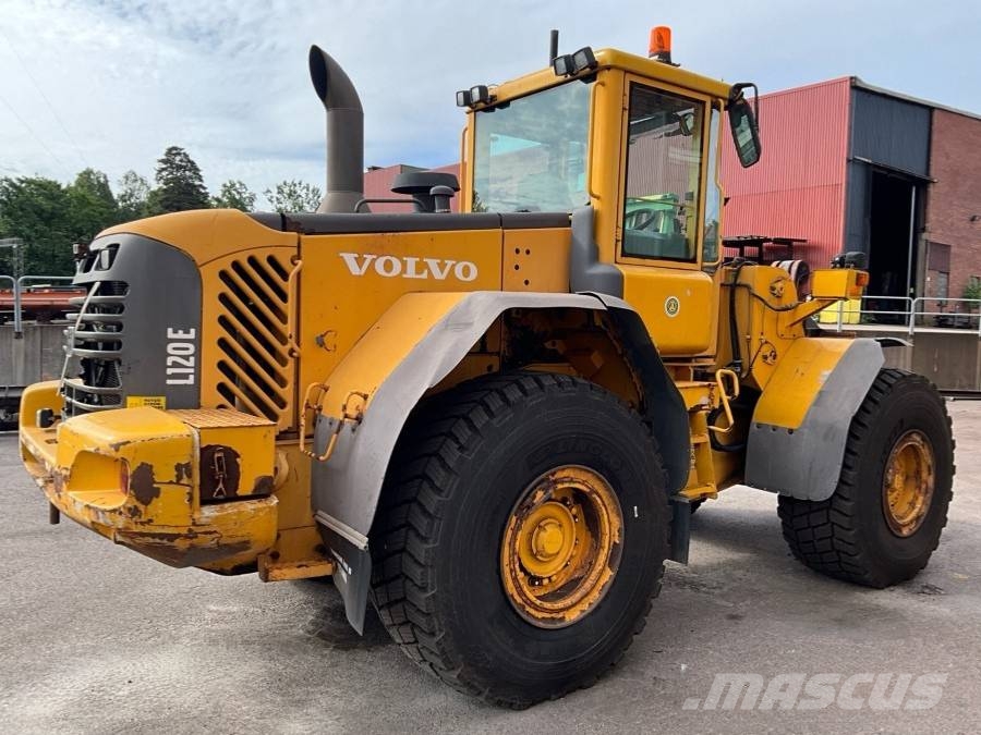 Volvo L 120 E Cargadoras sobre ruedas