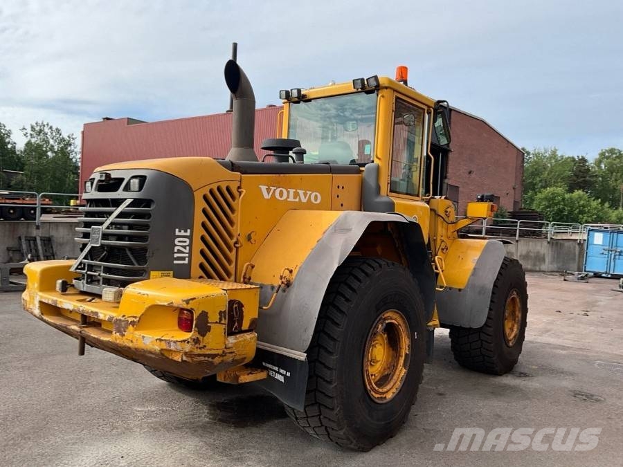 Volvo L 120 E Cargadoras sobre ruedas