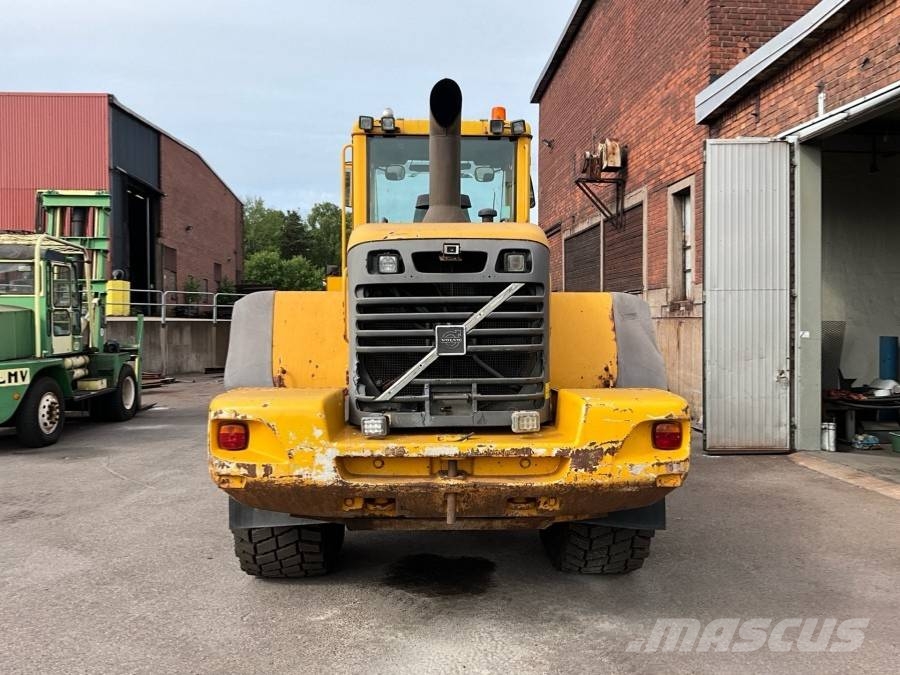 Volvo L 120 E Cargadoras sobre ruedas