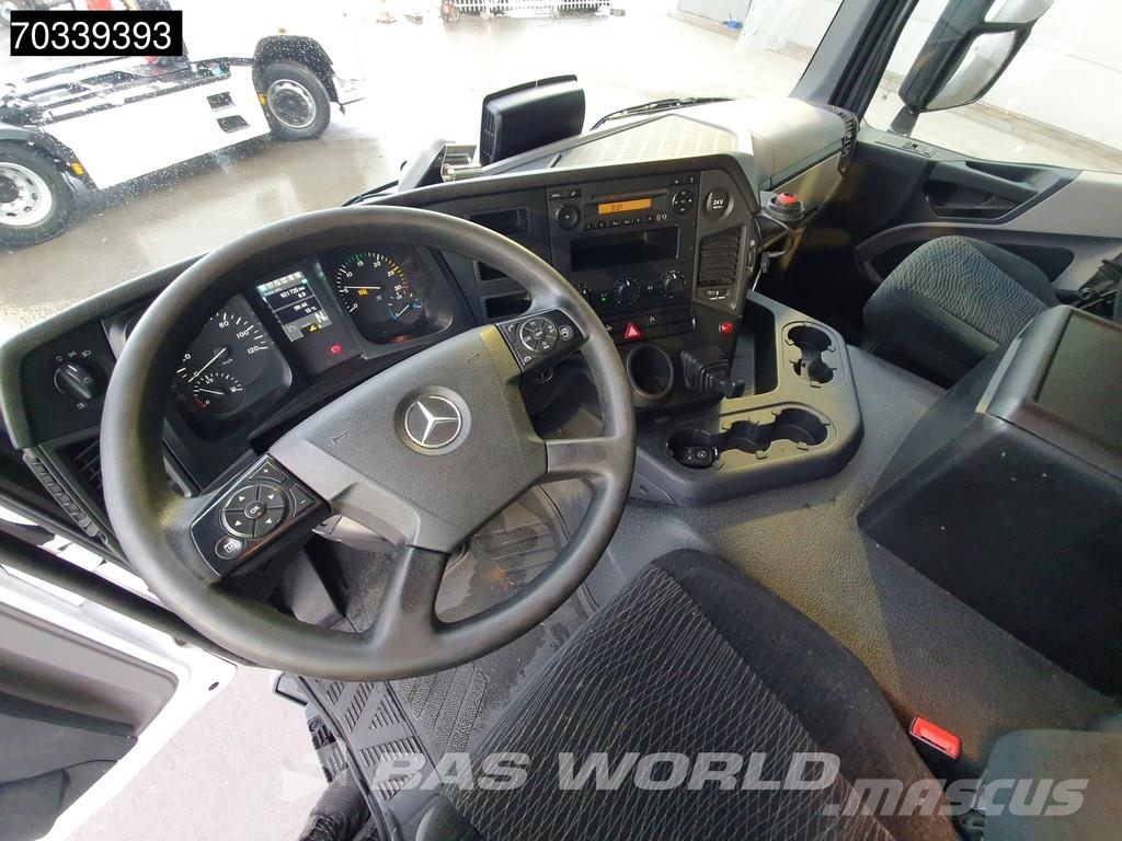 Mercedes-Benz Antos 2124 4X2 19t NL-Truck APK 2000kg Tailgate Au Camiones con caja de remolque