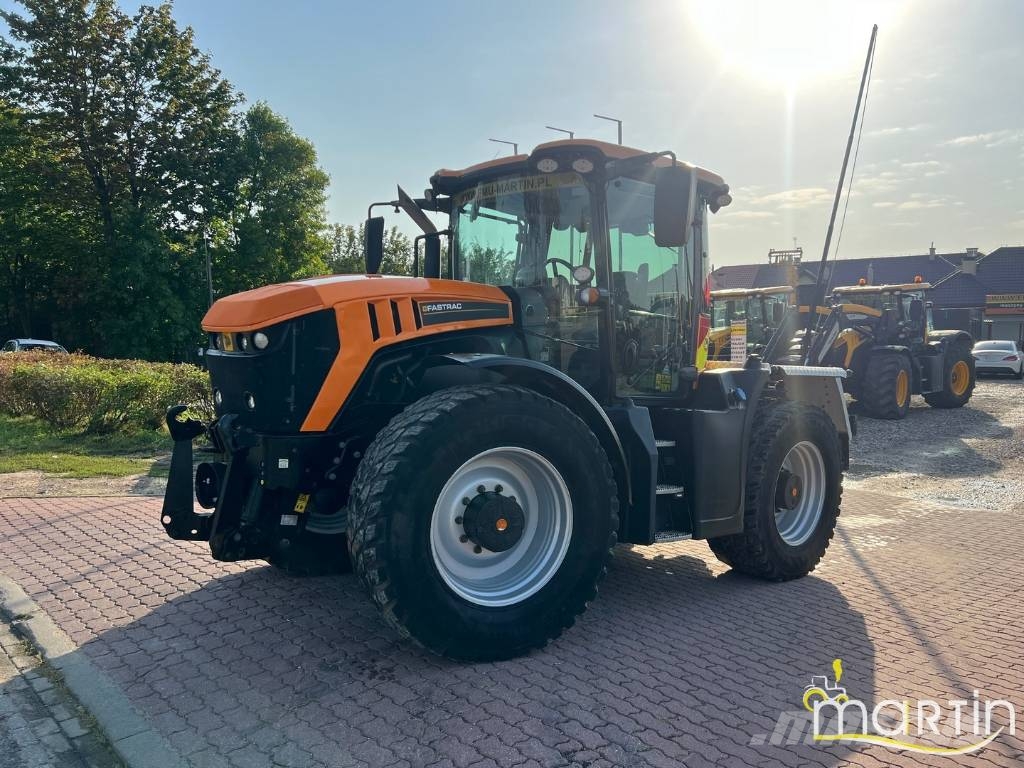 JCB Fastrac 4220 Traktorit