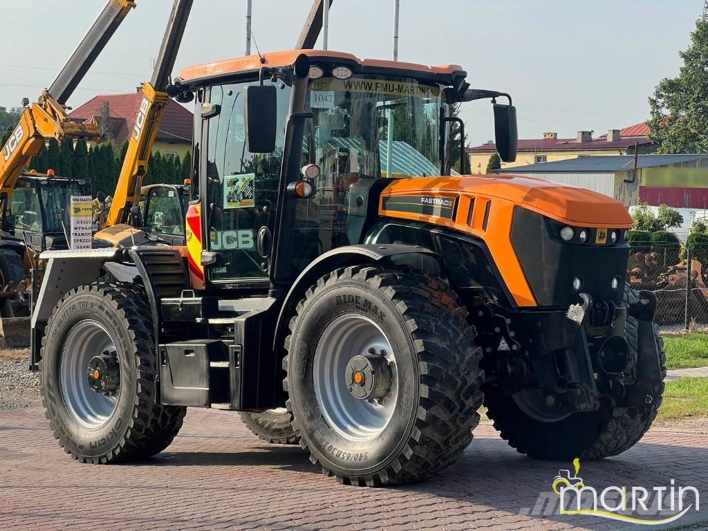 JCB Fastrac 4220 Traktorit