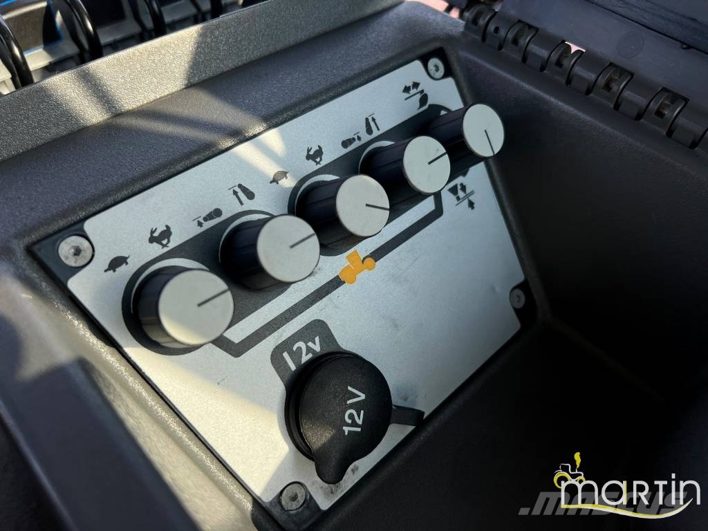 JCB Fastrac 4220 Traktorit