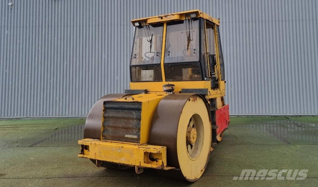 Dynapac CS14, Vält 雙輪滾壓機