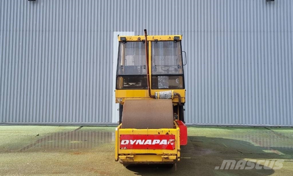 Dynapac CS14, Vält 雙輪滾壓機