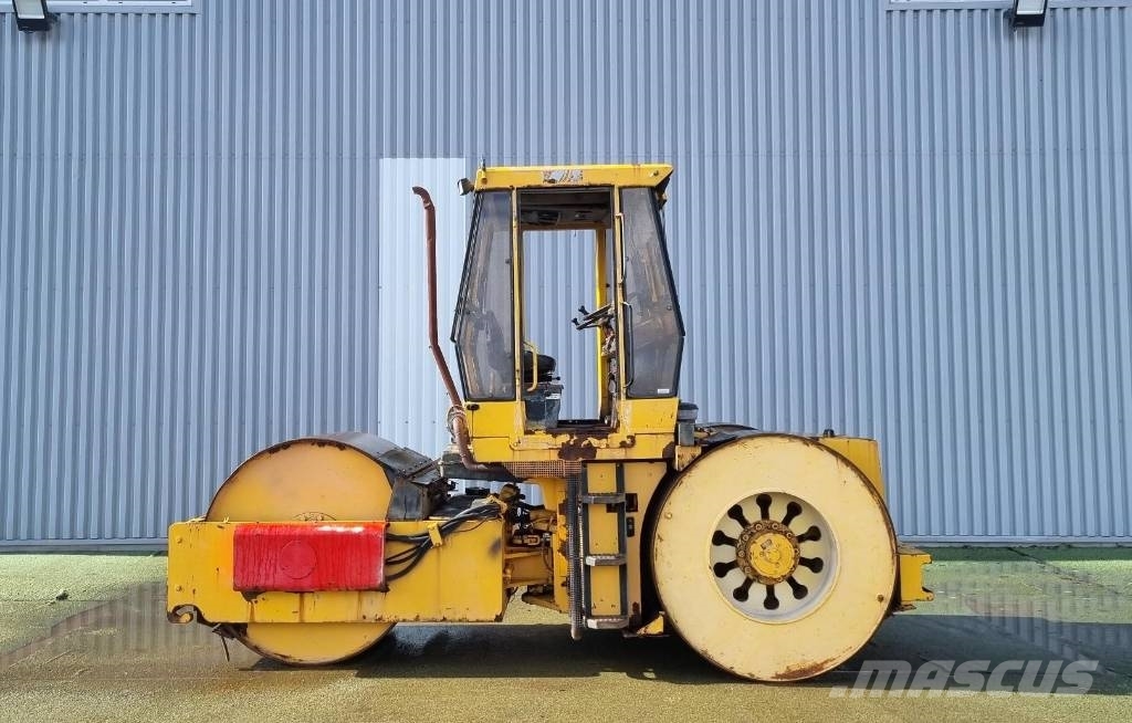 Dynapac CS14, Vält 雙輪滾壓機