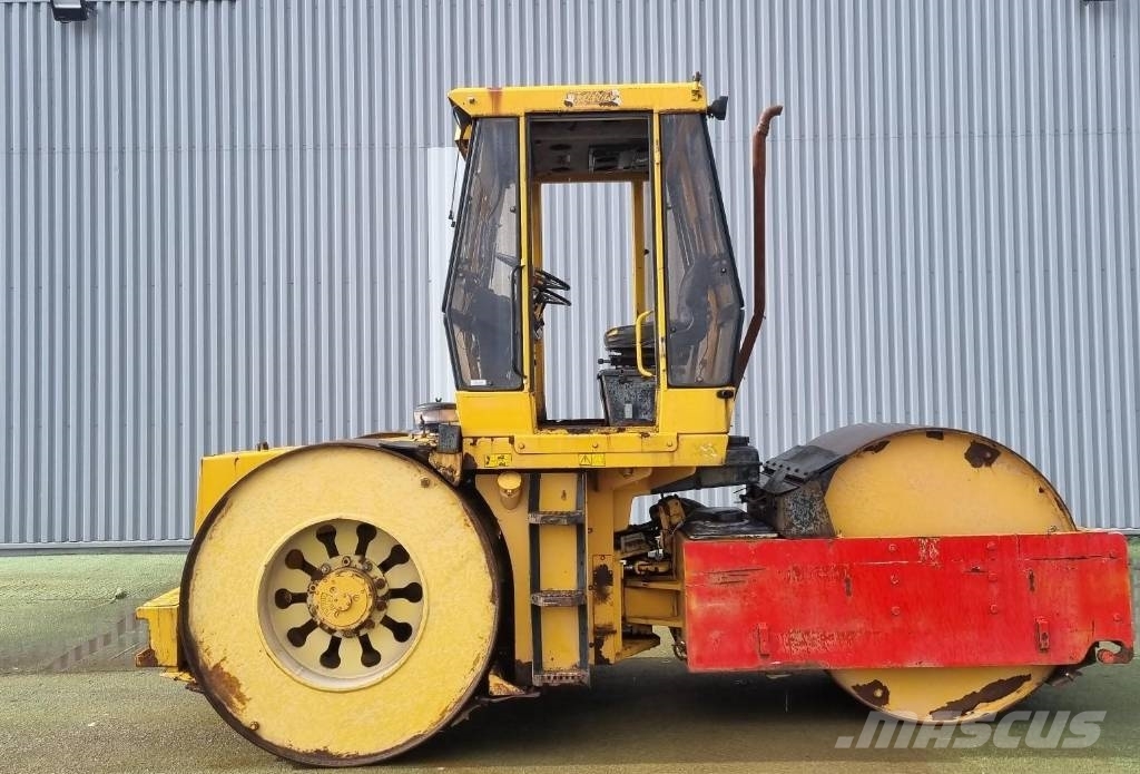 Dynapac CS14, Vält 雙輪滾壓機