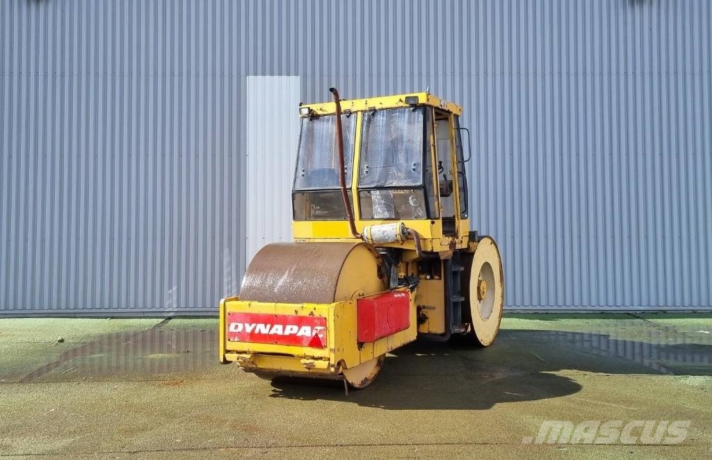 Dynapac CS14, Vält 雙輪滾壓機