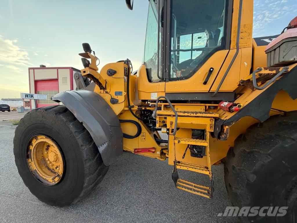 Volvo L110G Pyöräkuormaajat