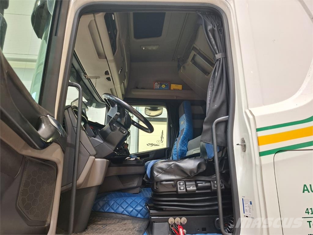 Scania R 450 Trekkers