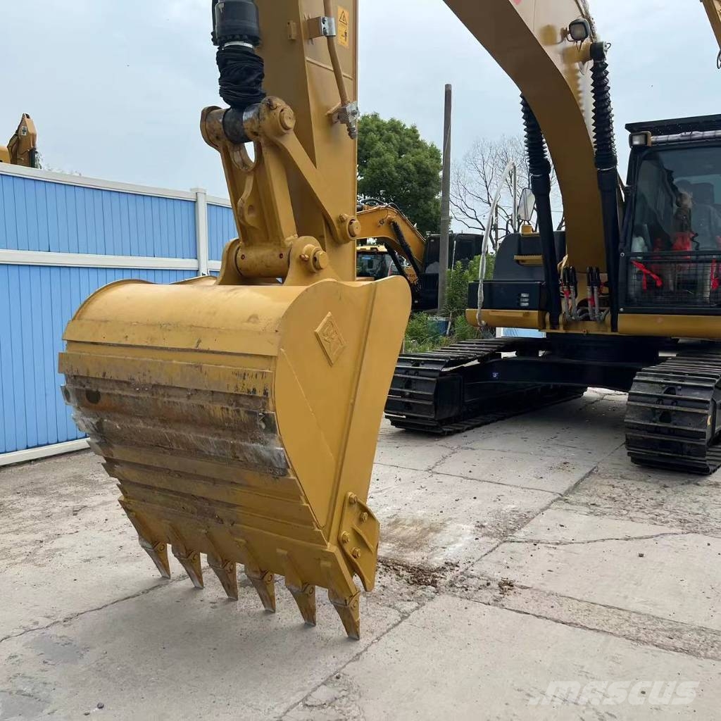 CAT 323D2L Midigraafmachines 7t - 12t